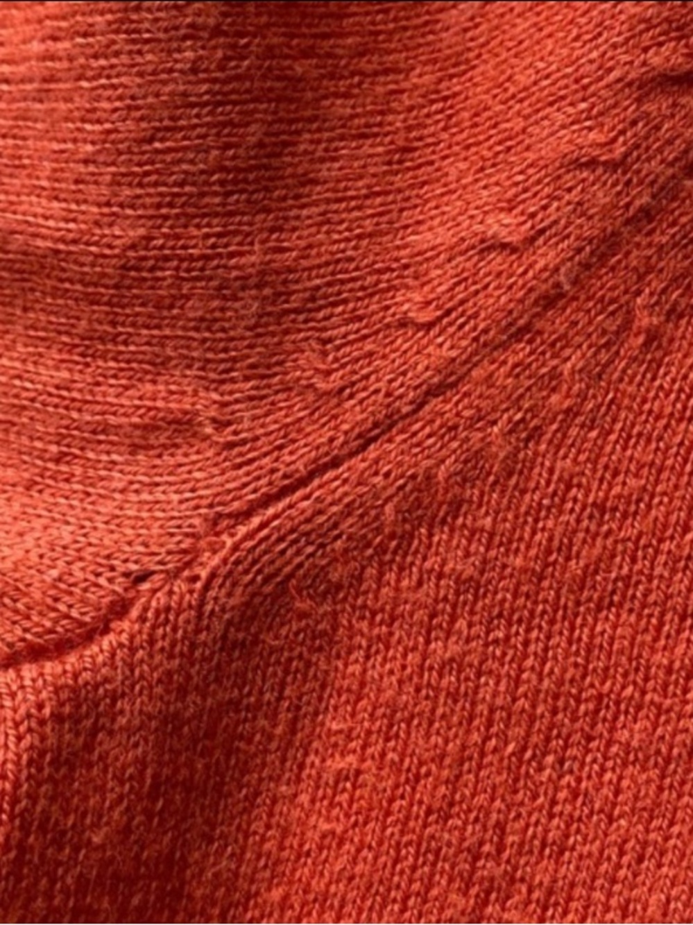 Banana Republic Elegant top - size L - Picture 16 of 16
